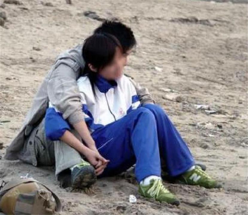 老师是如何解读早恋,年轻老师讲早恋