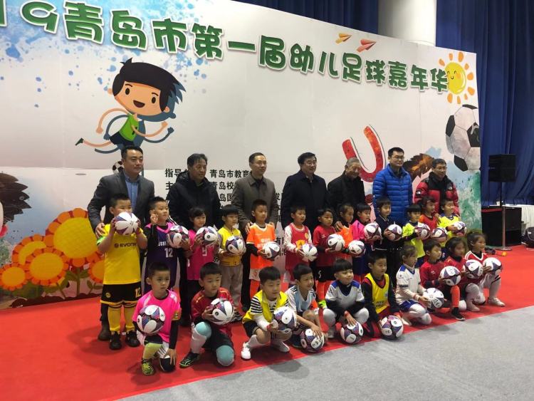 2017年青岛全国少儿足球邀请赛,足球就是这么踢