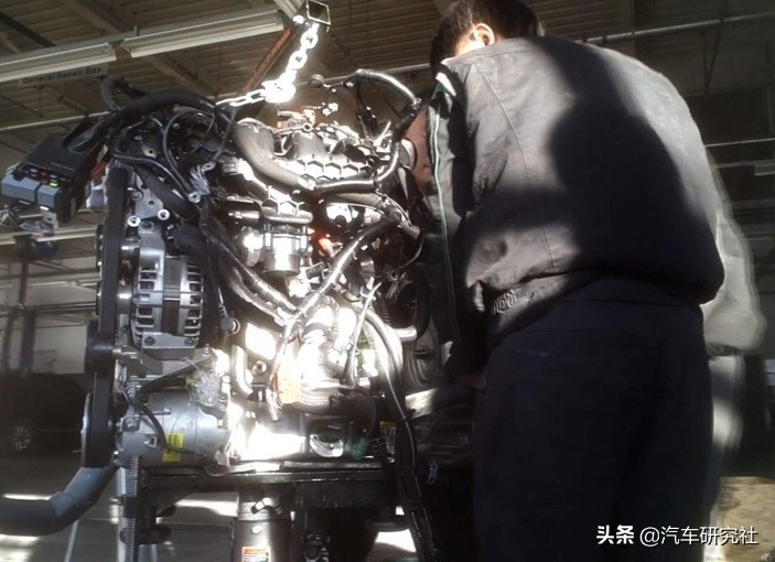 国外质量很差的SUV路虎，为何在国内地位颇高