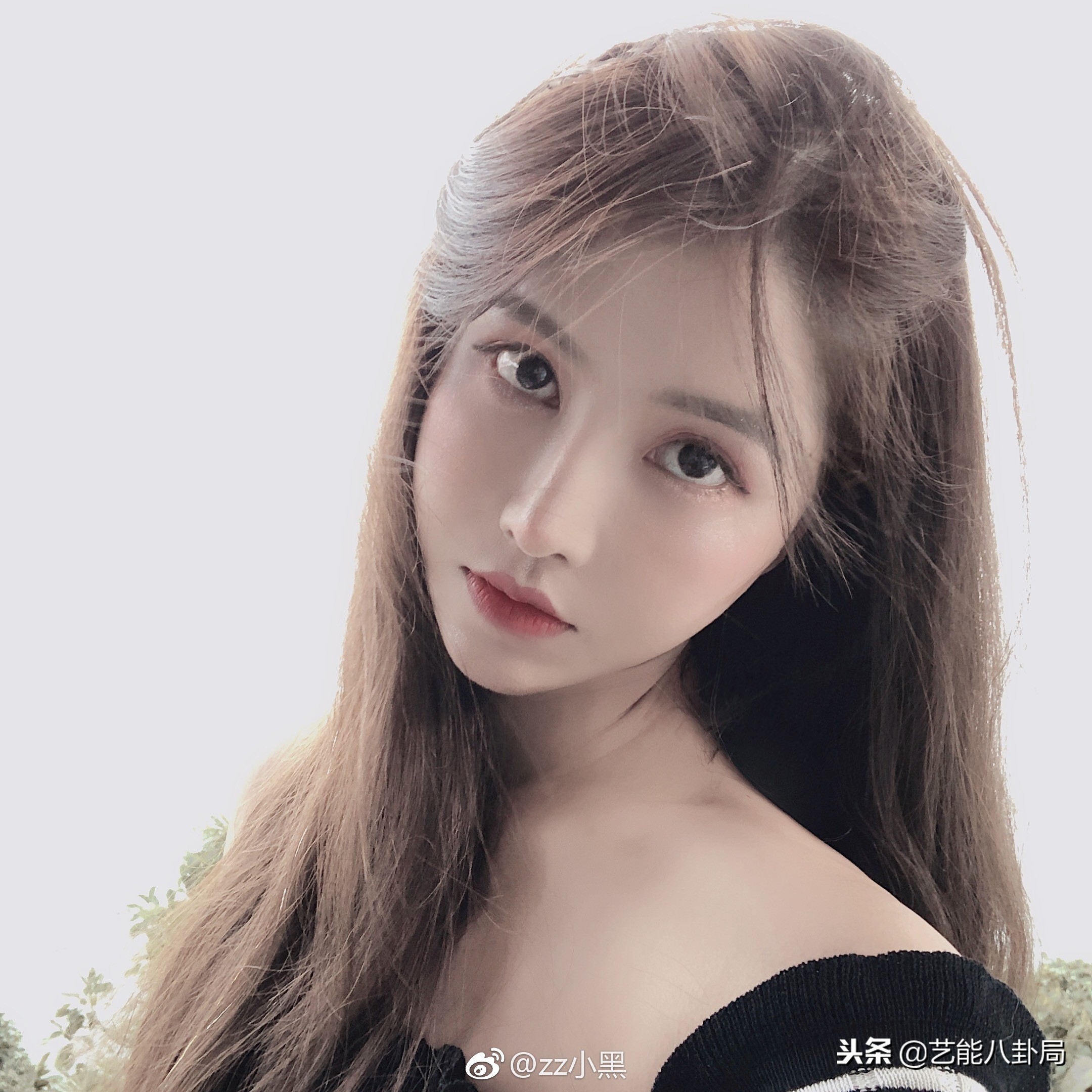 王思聪发了3个女网红，穿着礼服，骑着电瓶车的视频后秒删！