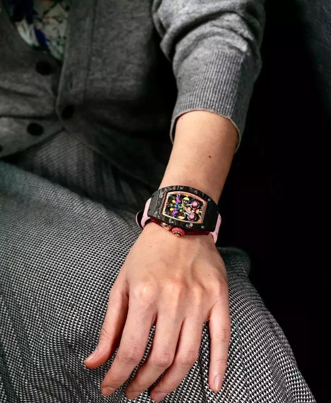 腕表盘点六款烂大街的手表,稀奇古怪的十款手表品牌