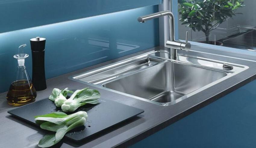 冷热水龙头怎么更换电热水龙头,水龙头更换怎样选择尺寸