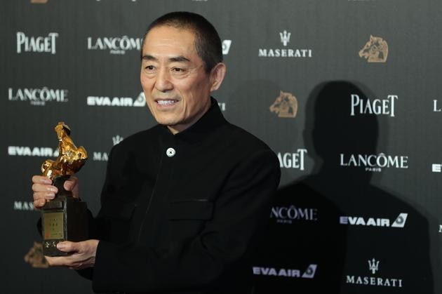 陈婷比张艺谋小多少岁,陈婷多少岁给张艺谋生孩子