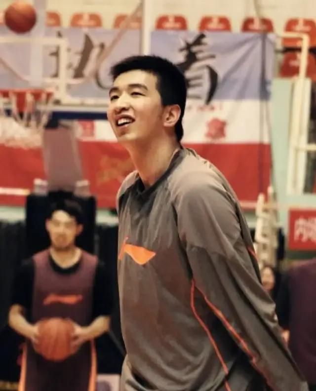 八一队球员最新名单,2019八一球员名单