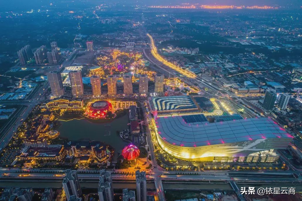 k11musea是香港最棒的购物中心,k11musea