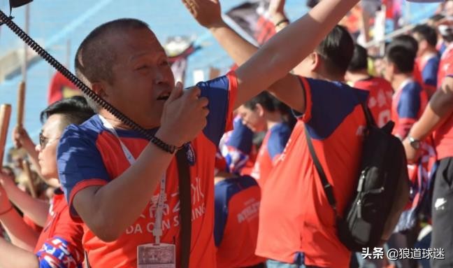 足球如歌,我们只是一个音符