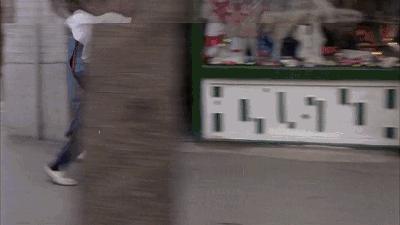 看了肯德基里的这对父子，才明白为什么有些孩子，一生都富不起来