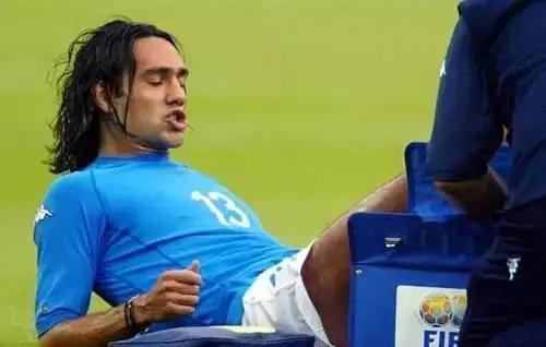 世界足坛十大悲情球星,世界足坛受伤的经历