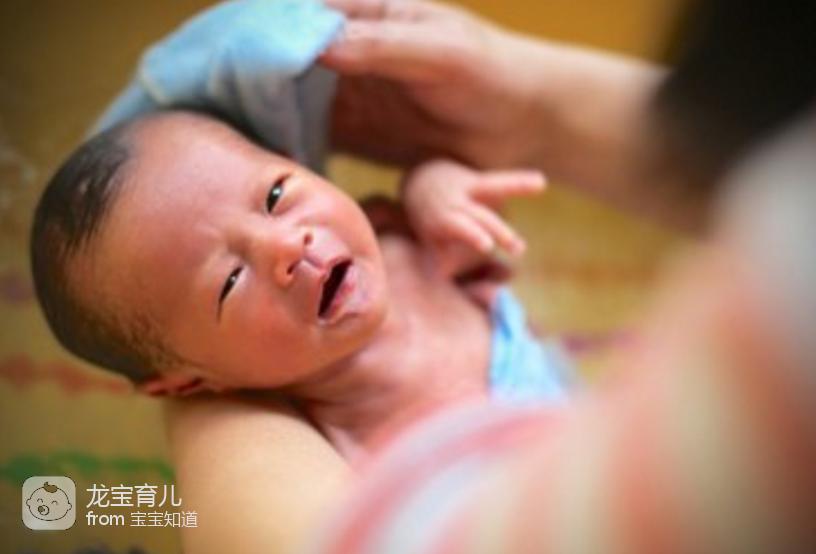 分娩时，孕妈体质好就先见红，体质弱就先破水？今天咱得说明白