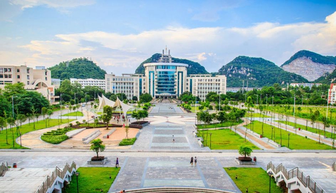 柳州的广西科技大学全国排名,柳州工学院和广西科技大学哪个好
