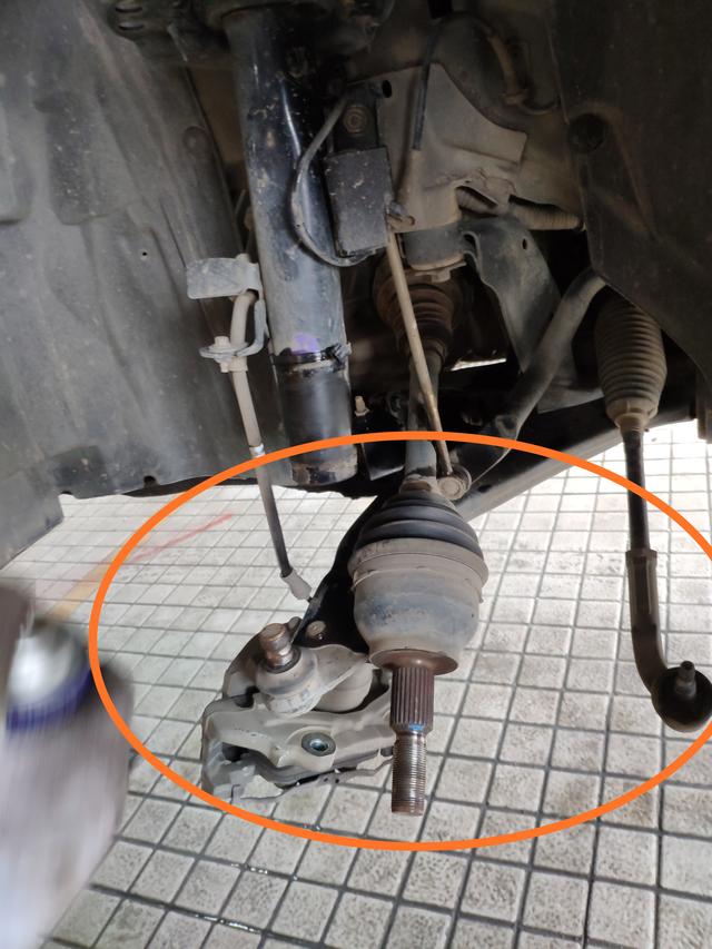 福特翼虎前底盘异响,福特翼虎前底盘哒哒异响