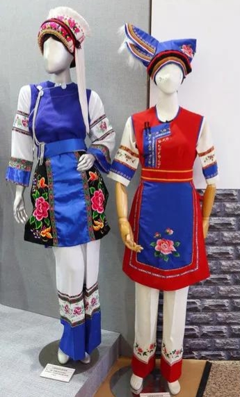 云南少数民族服饰图片,最好看的云南民族服饰