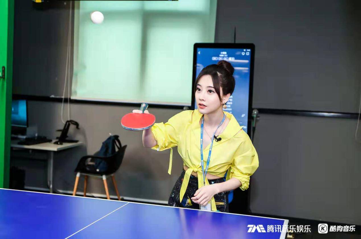 吸猫、K歌、花式下午茶?冯提莫入职酷狗引粉丝在线实名羡慕