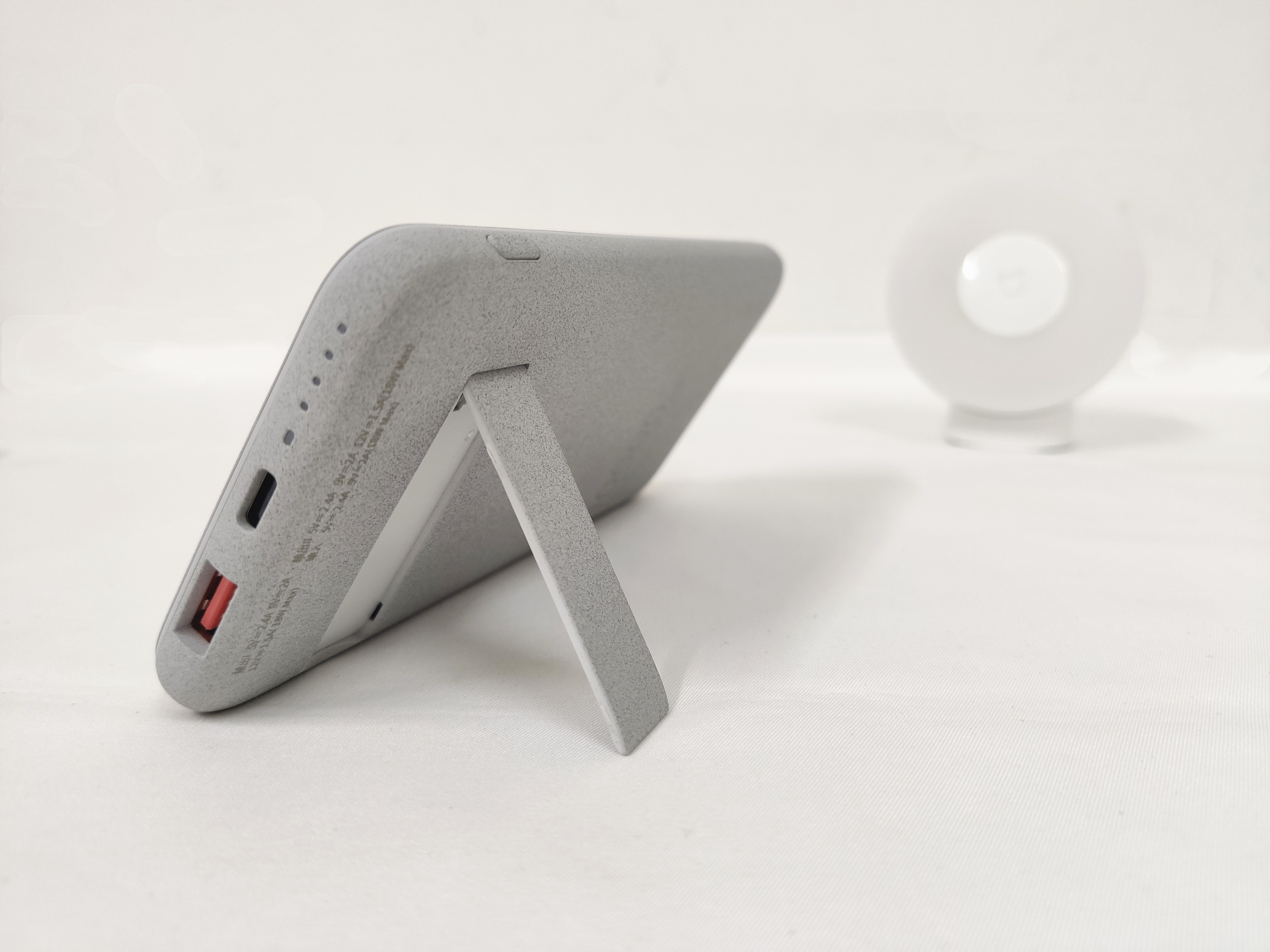 南卡无线充电宝价格表,南卡充电宝和罗马仕充电宝哪个好