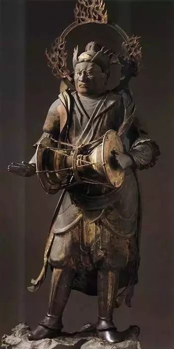 中国与日本两国木造像的区别