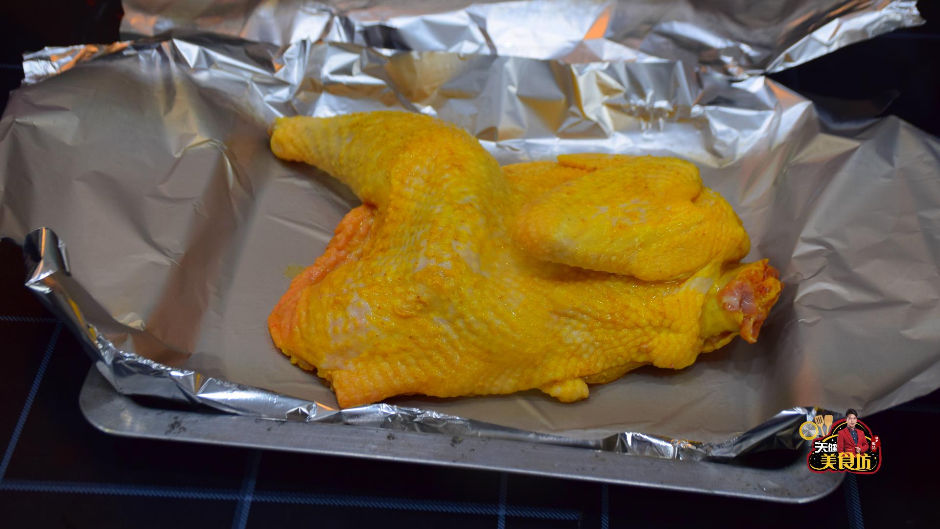 鸡肉怎么弄盐焗鸡,古法盐焗鸡做出来的鸡肉绵绵的