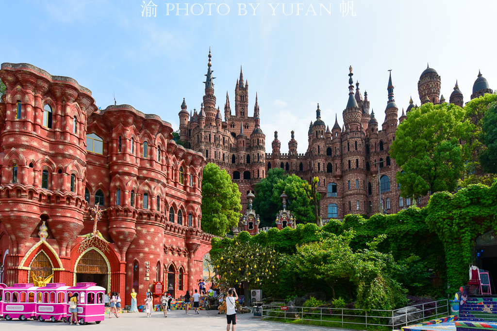 重庆游玩景点推荐重庆洪崖洞夜景,重庆除了洪崖洞还有哪里值得去