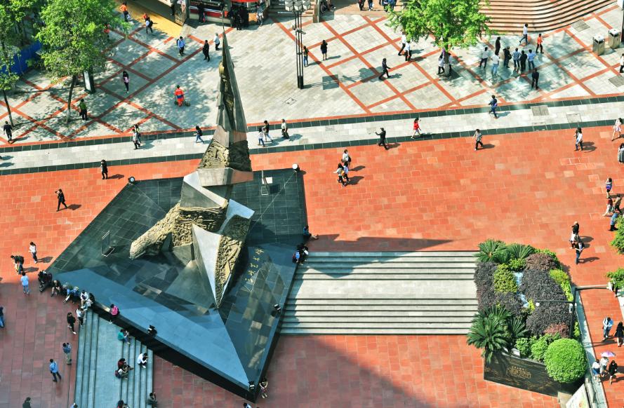 轨道游重庆,跟着轻轨游重庆