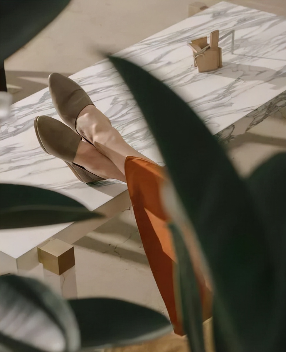 不伤脚的穿鞋方法,最伤脚的鞋子排行榜