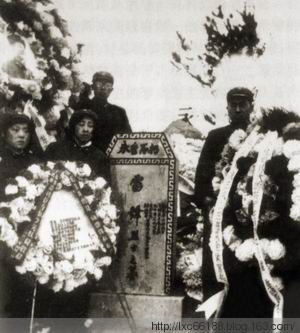 六七十年代雷锋葬礼图片,雷锋葬礼全程视频