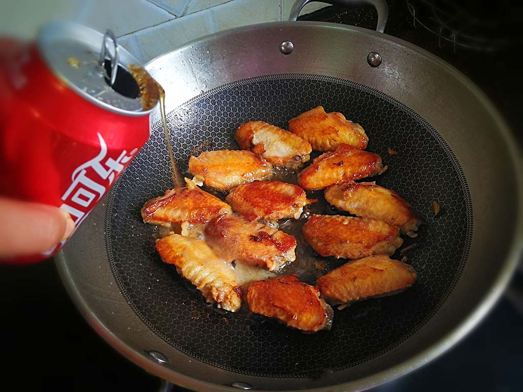 可乐鸡翅用百事可乐还是可口可乐,可乐鸡翅可以用无糖百事可乐吗