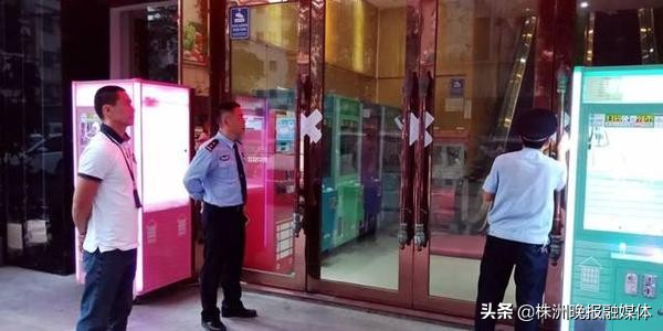 学生兼职服务员一小时11块,学生兼职ktv服务员好做吗