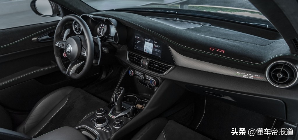 新车阿尔法罗密欧giulia豪华版200p,阿尔法罗密欧giulia车评