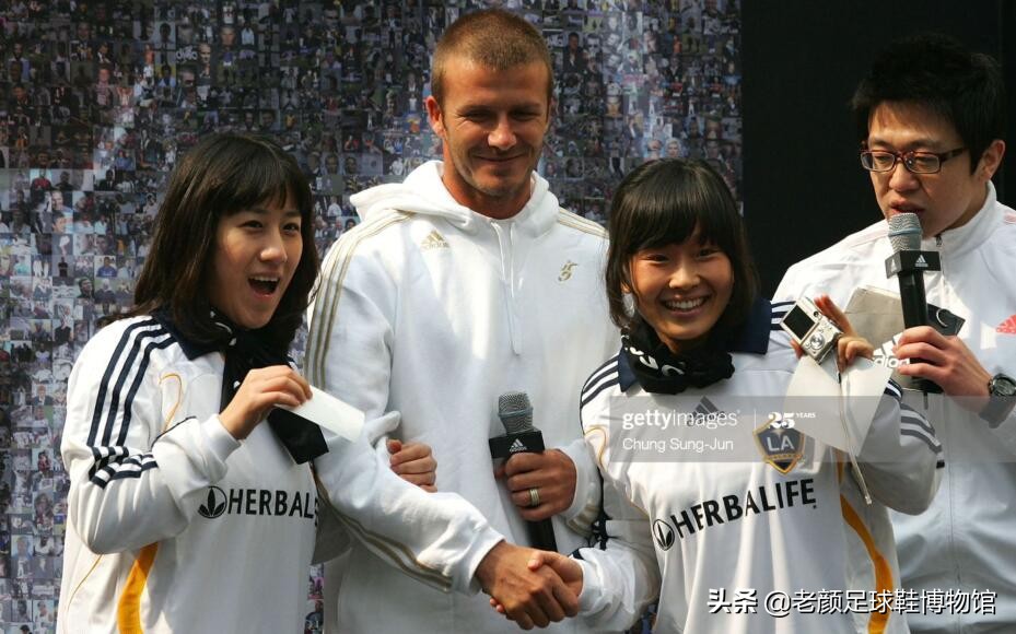 同是穿鞋挑剔的强迫症球星,10年前托尼克罗斯为小贝测试猎鹰鞋