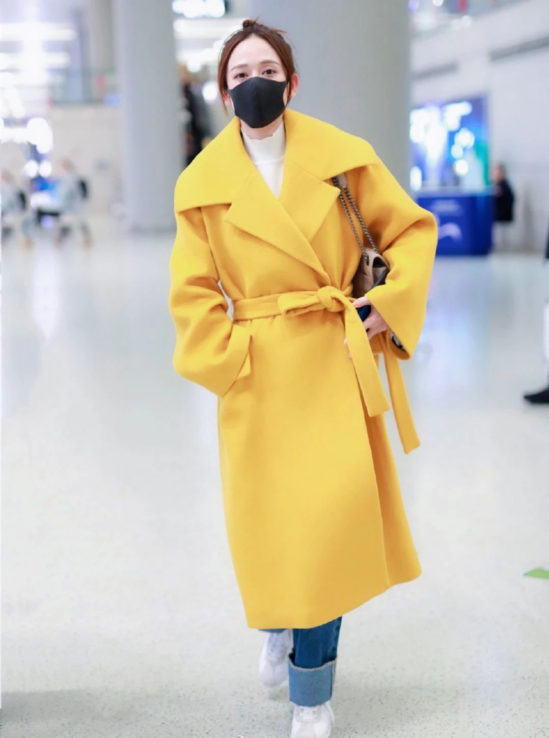 秋冬穿搭显腰线,冬天怎么穿显腰身有它就没问题