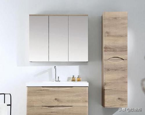 浴室柜材质橡木和太空铝的哪种好,卫生间干区浴室柜用什么材质柜子