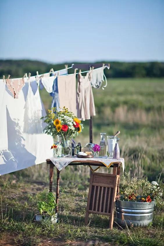 衣服发黄用什么漂白水好用,白衣服发黄漂白剂是最好用的吗