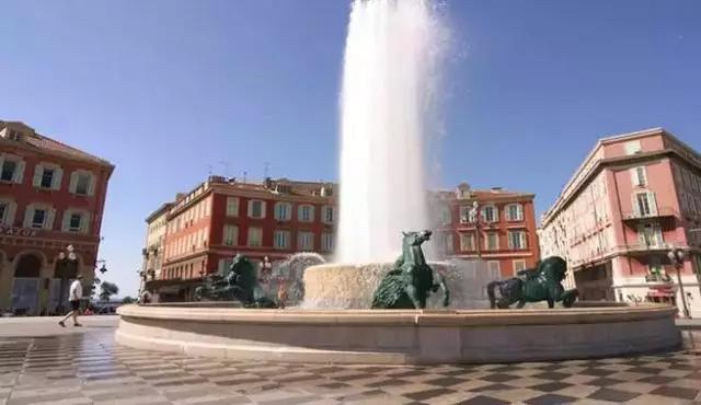 法国蔚蓝海岸大学中国承认吗,法国蔚蓝海岸的介绍