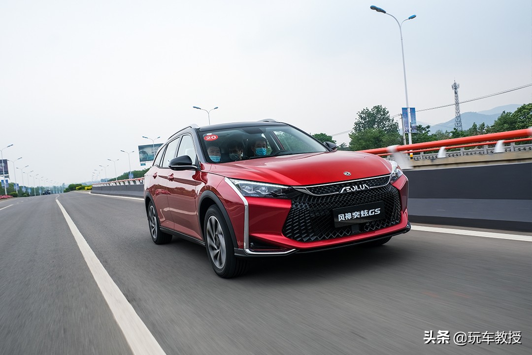 10万左右个性suv,10万左右的法系车suv