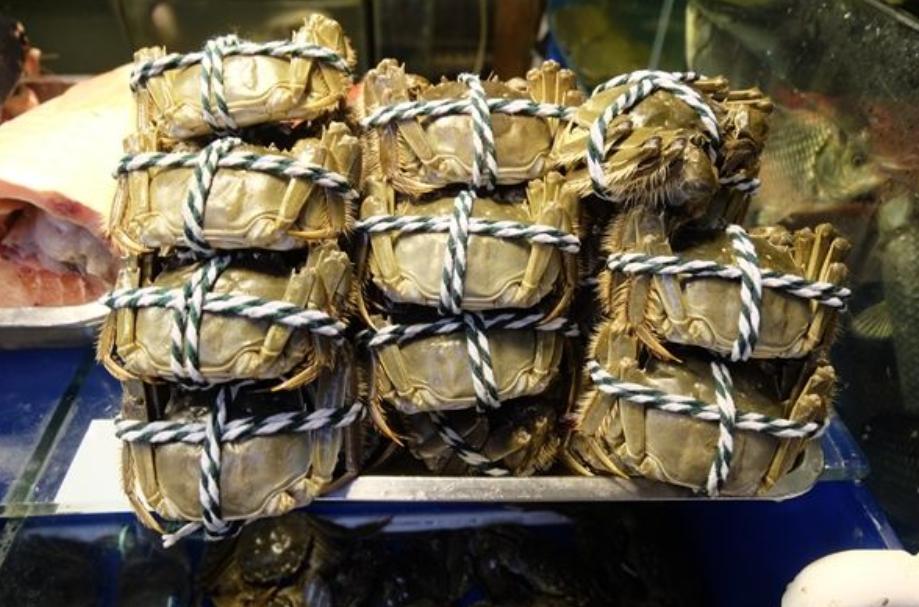 蒸螃蟹不掉脚的方法有哪些窍门,怎么蒸螃蟹不断腿的正确方法