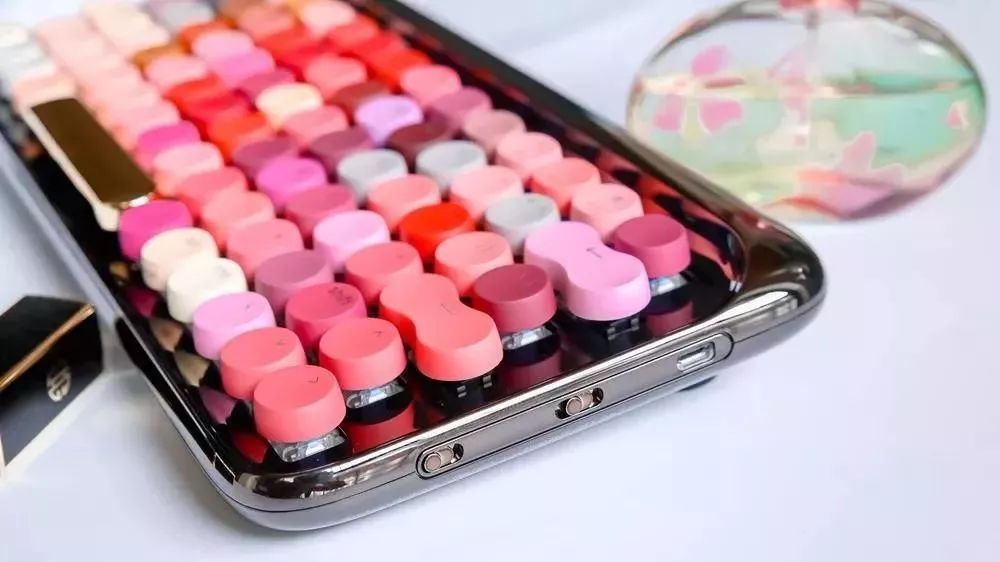 口红色号蓝牙机械键盘，抚慰程序猿的少女心