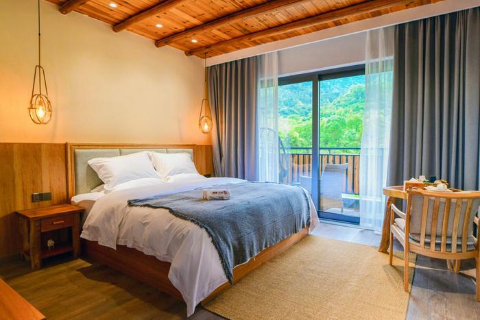 驻曼谷旅游办事处邀泰国民众“云宿”江西