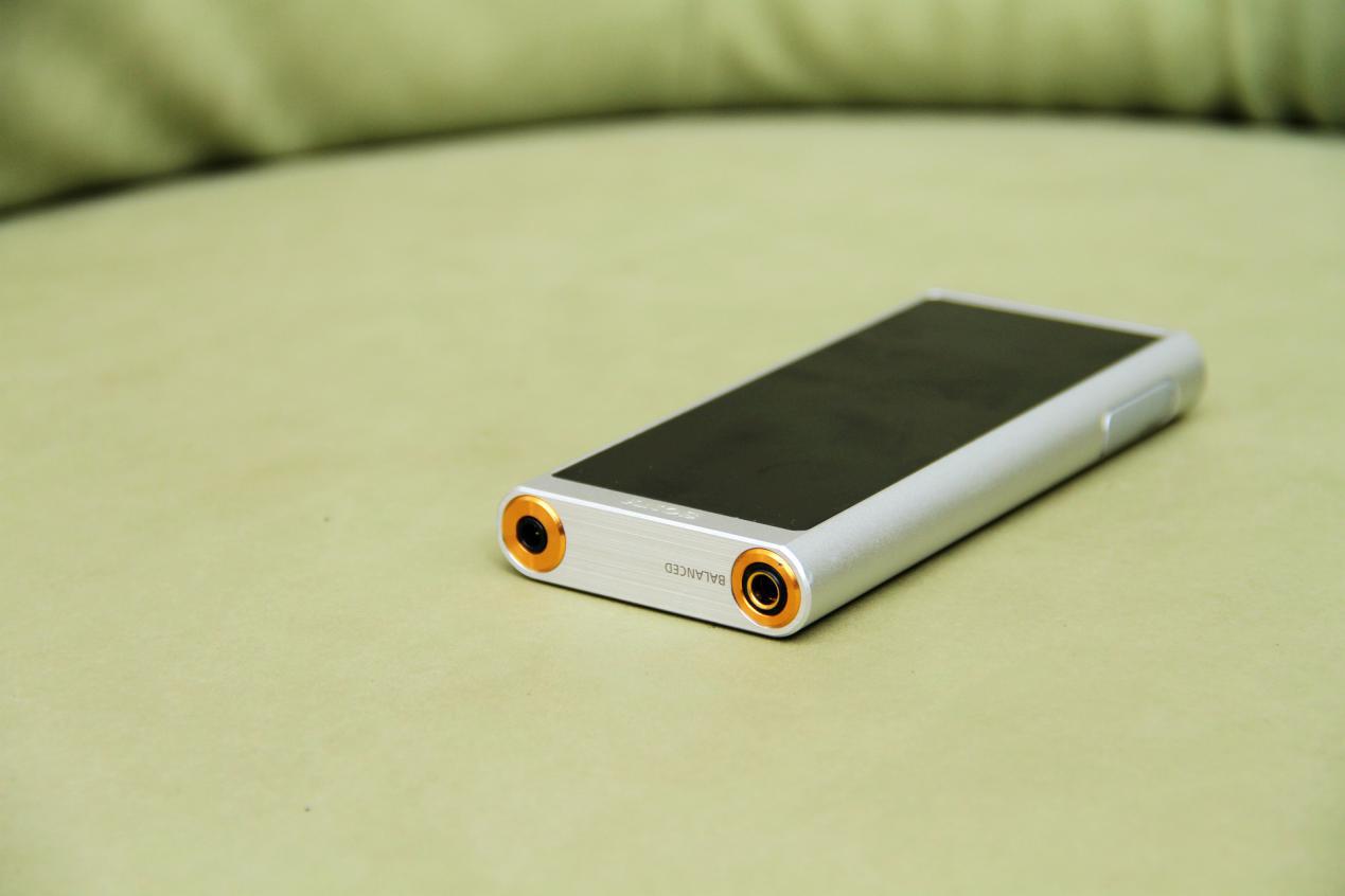 索尼zx300a播放器深度评测,索尼zx300a跟索尼zx505哪个音质好