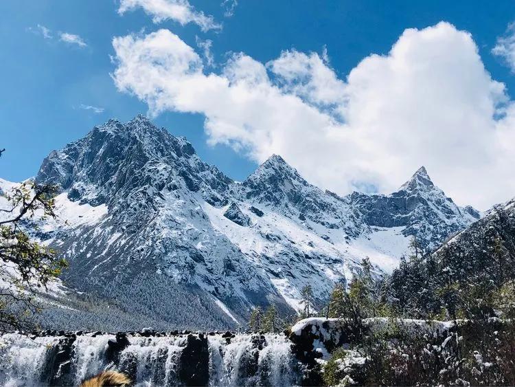 川西泡温泉看雪景,川西12月份最佳雪景泡温泉的地方
