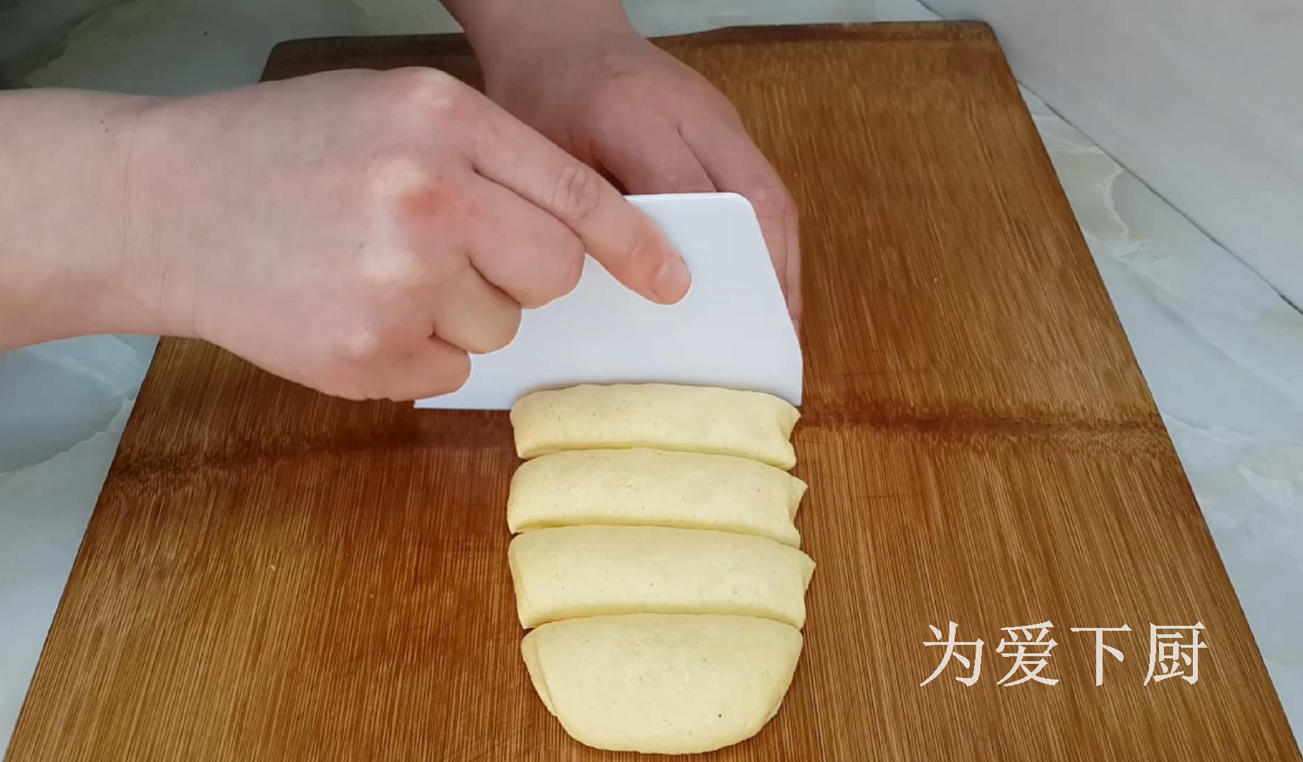 家庭制作玉米面小油条的制作方法,玉米面油条的家常做法简单又好吃