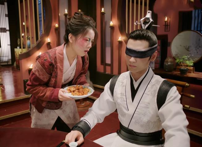 又亲又咬还“壁咚”!《花好月又圆》路子野,“先婚后爱”太上头