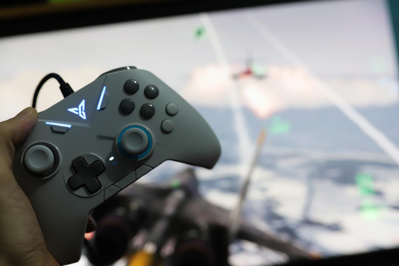 飞智黑武士2手柄有线ios16能用吗,飞智黑武士2支持什么