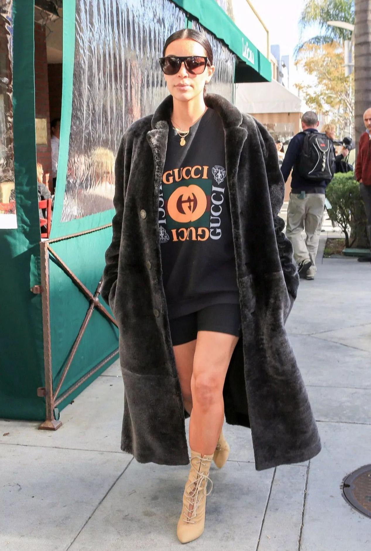 不懂大衣的廓形劝你别乱穿,皮草大衣怎么穿搭