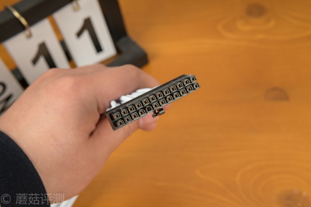 电源模组装机走线,全模组电源电脑装机走线教程