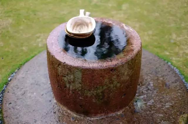 一晚80000，历时10年，耗资33亿的上海安缦，...