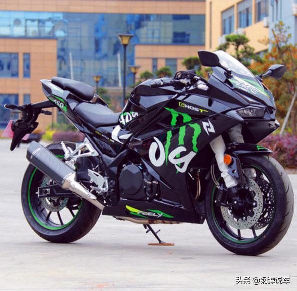 铃木犀牛400公路摩托车,铃木公路摩托车gsx250