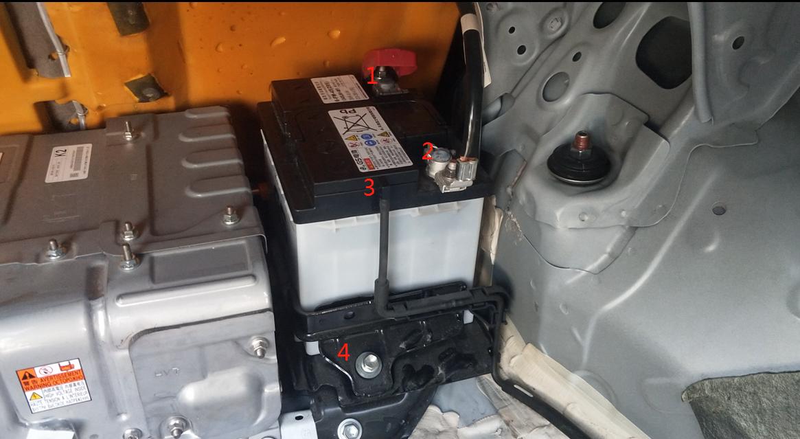 23款丰田卡罗拉双擎7天电瓶就亏电,卡罗拉双擎电瓶亏电后怎样充电