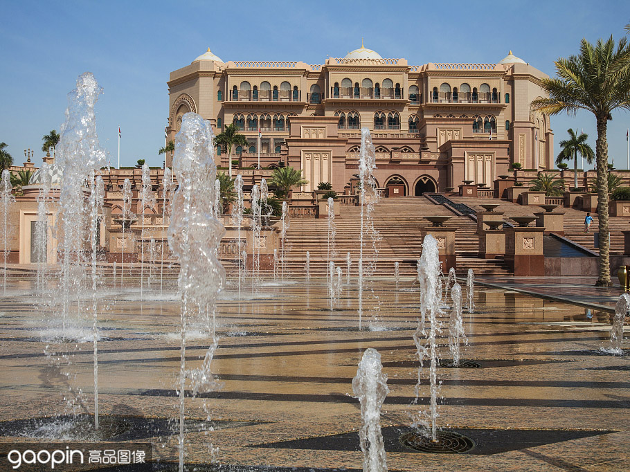 世界上最豪华的八星级酒店，没住过先看看