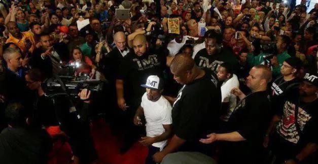 梅威瑟保镖一年收入,梅威瑟巅峰保镖