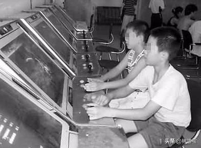 重达3.6kg、自带n个专利的专业街机摇杆,酷宾仕R3实测