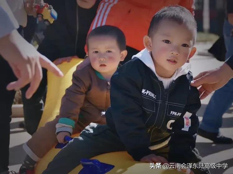 鍙堟槸鍒汉瀹剁殑瀛︽牎,鍙堟槸鍒汉瀹剁殑瀛╁瓙瀹屾暣瑙嗛